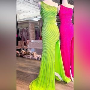 Neon green jovani prom dress. High slit. Size 0